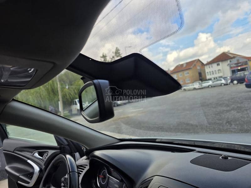 Opel Insignia 2.0 CDTI N.A.V.I Opel Insignia 2.0 CDTI N.A.V.I