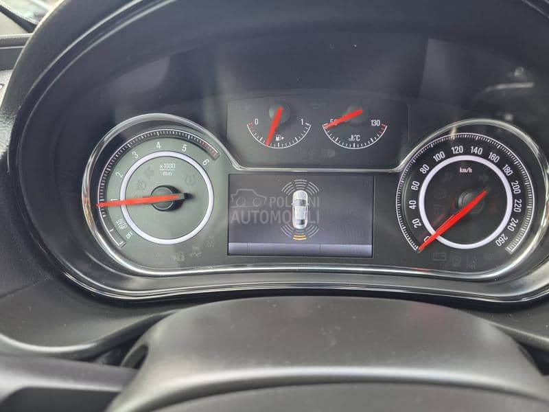 Opel Insignia 2.0 CDTI N.A.V.I Opel Insignia 2.0 CDTI N.A.V.I