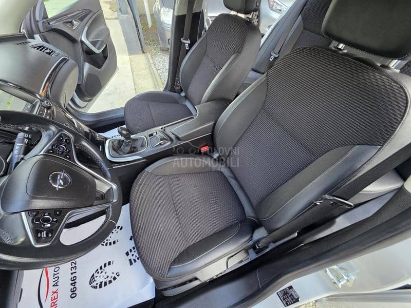 Opel Insignia 2.0 CDTI N.A.V.I Opel Insignia 2.0 CDTI N.A.V.I