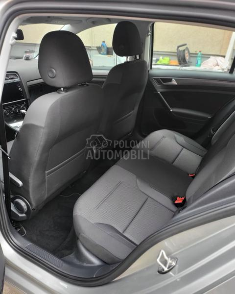 Volkswagen Golf 7 1.5TGI DSG BUSSINES