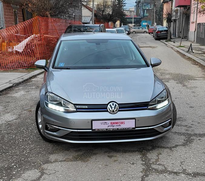 Volkswagen Golf 7 1.5TGI DSG BUSSINES
