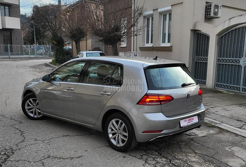 Volkswagen Golf 7 1.5TGI DSG BUSSINES