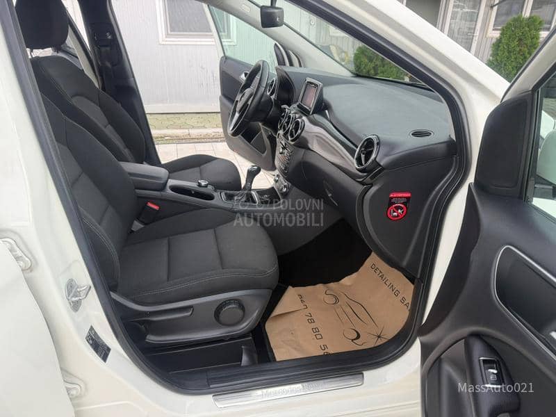 Mercedes Benz B 180 cdi