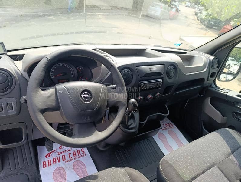 Opel Movano 2,3d HLADNJAČA
