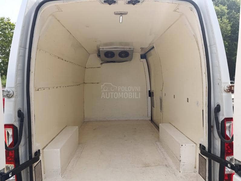 Opel Movano 2,3d HLADNJAČA