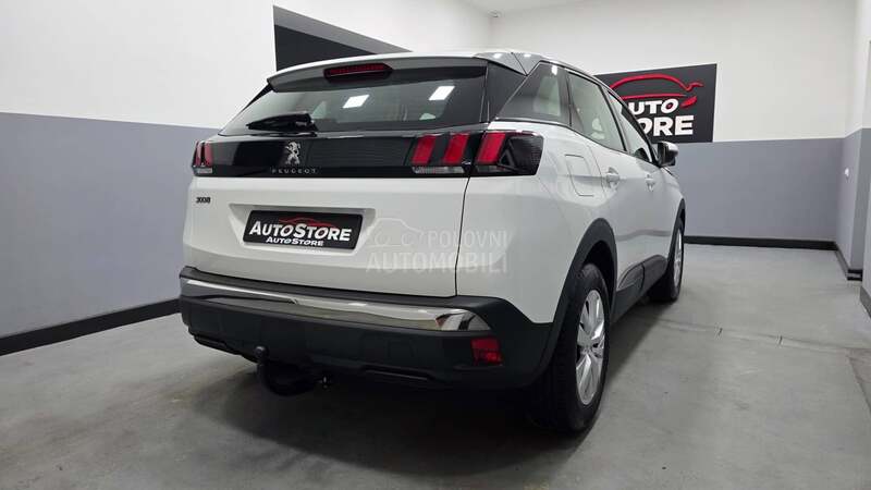 Peugeot 3008 1.2i Executive
