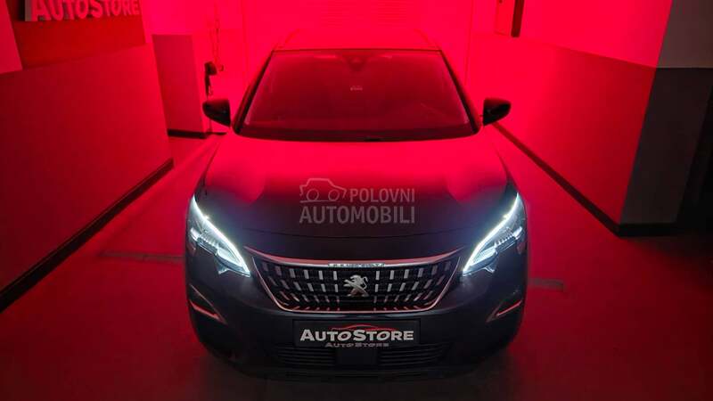 Peugeot 3008 1.2i Executive