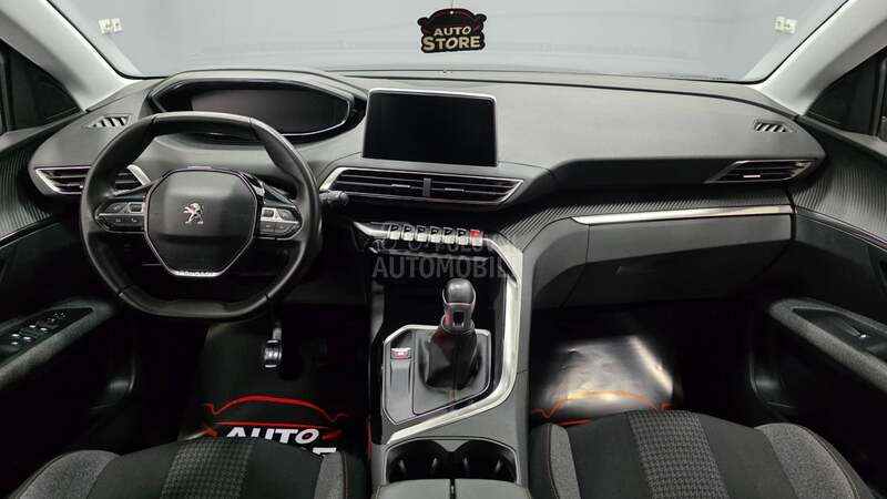 Peugeot 3008 1.2i Executive