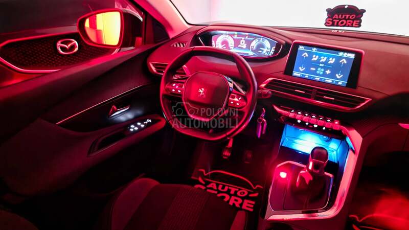 Peugeot 3008 1.2i Executive