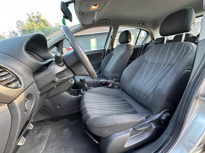 Opel Corsa D 1.2i