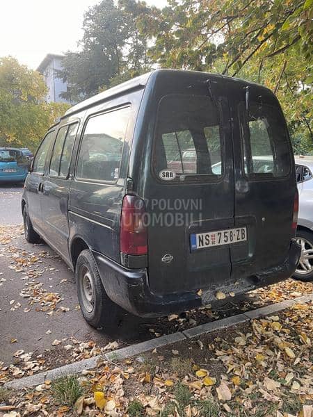 Nissan Vanette Procitati opis 2 kombija