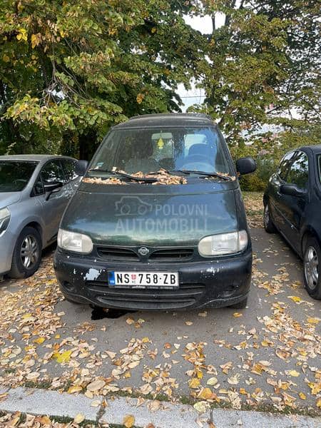 Nissan Vanette Procitati opis 2 kombija
