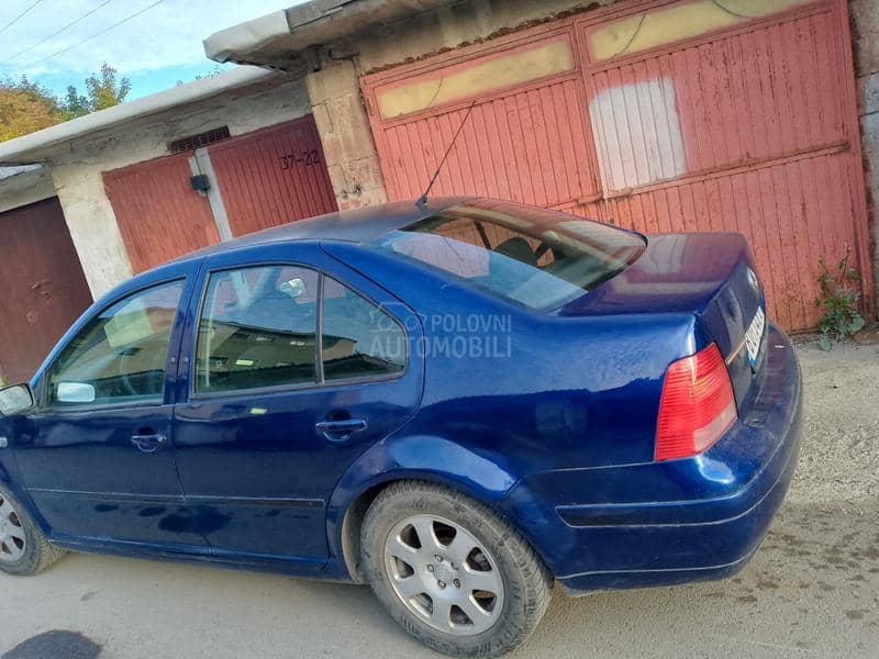 Volkswagen Bora 1.6 8v