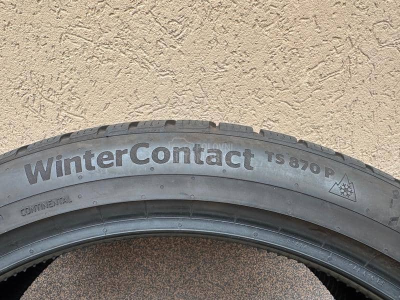 Continental 255/40 R21 Zimska