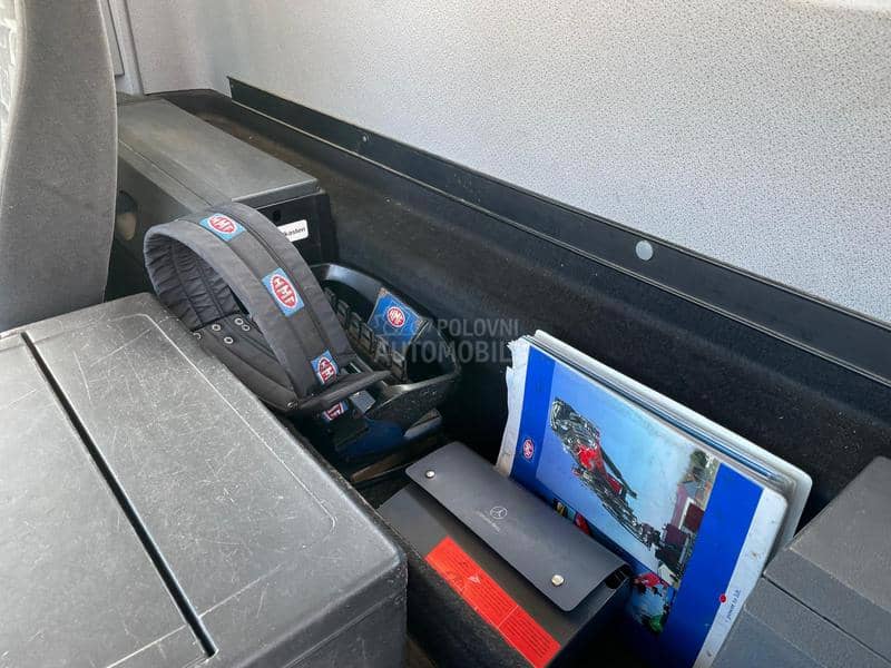 Mercedes Benz ACTROS 2536 HMF2220 KRAN