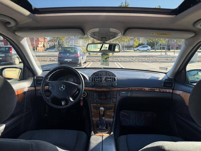 Mercedes Benz E 270 CDI ELEGANCE