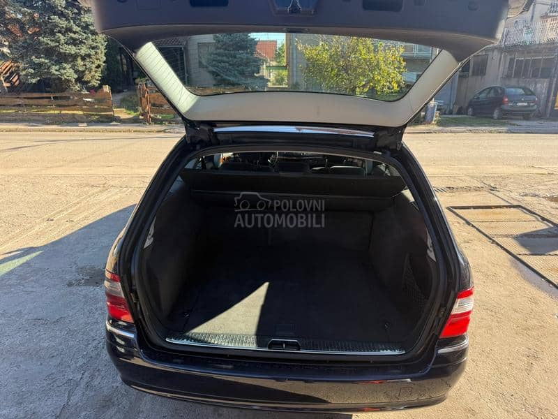 Mercedes Benz E 270 CDI ELEGANCE