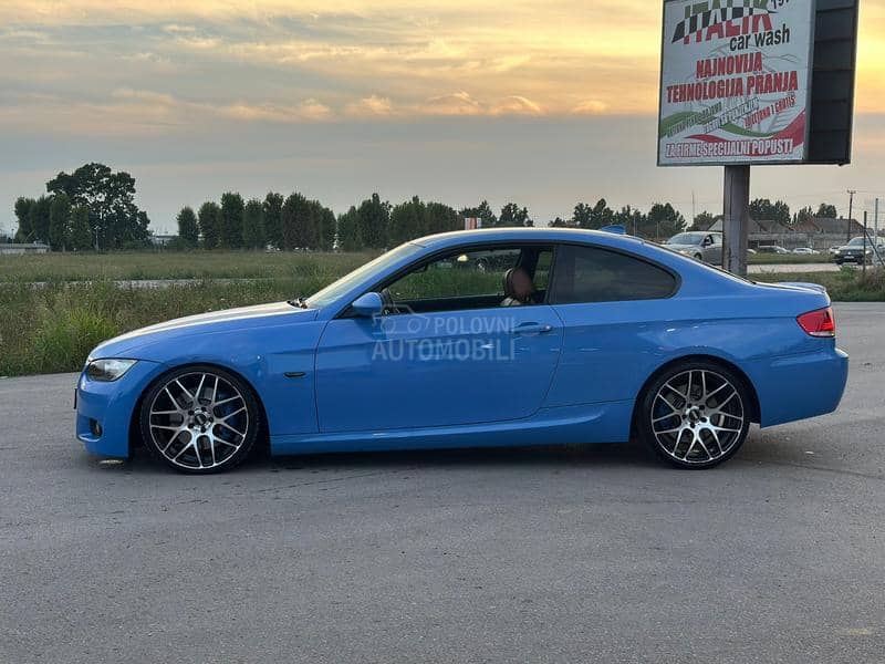 BMW 335 