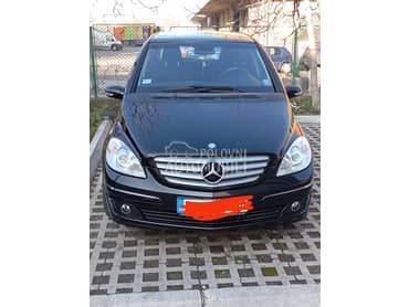 Mercedes Benz B 180 