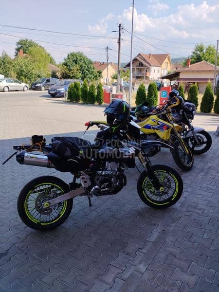 Suzuki DRZ400SM