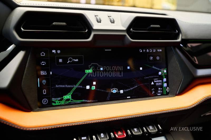 Lamborghini Urus SE V8 NEW