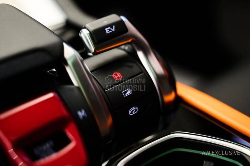 Lamborghini Urus SE V8 NEW