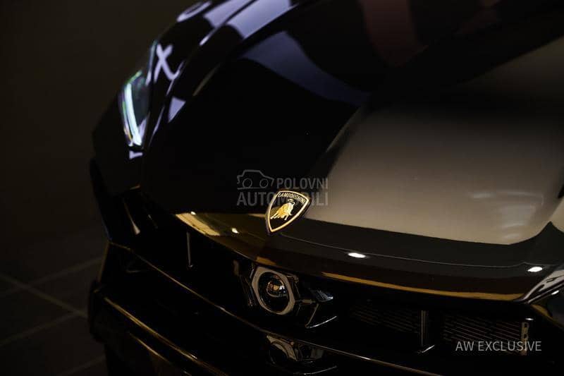 Lamborghini Urus SE V8 NEW