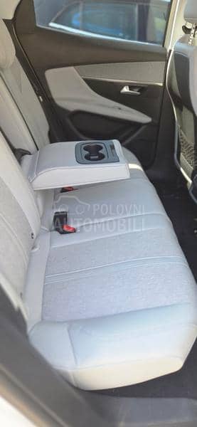 Peugeot 3008  Peugeot 3008