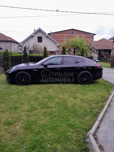 Porsche Panamera 4.8i
