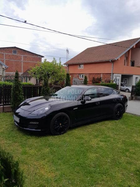 Porsche Panamera 4.8i