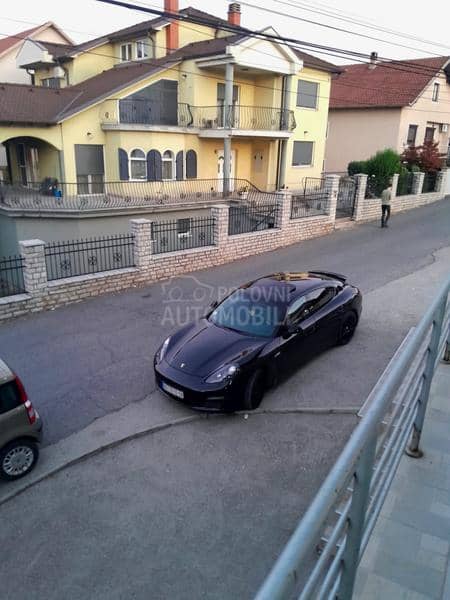 Porsche Panamera 4.8i