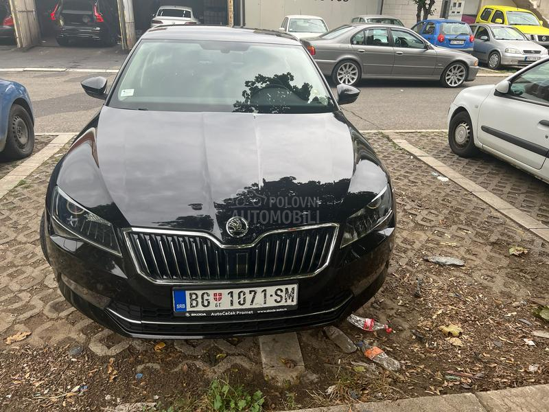 Škoda Superb 