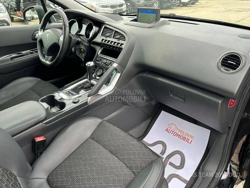 Peugeot 3008 1.6HDI ALLURE N O V Peugeot 3008 1.6HDI ALLURE N O V