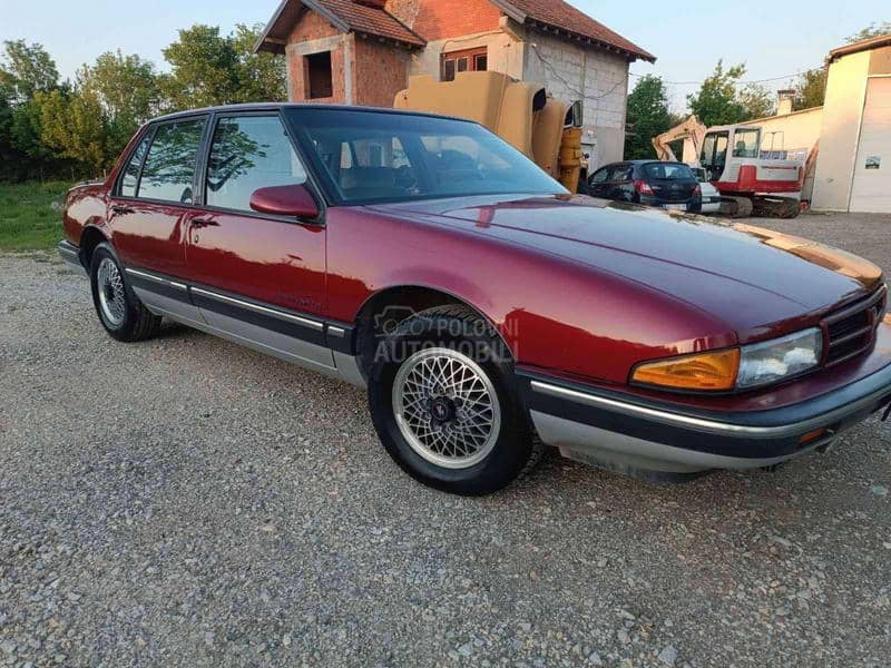 Pontiac Bonneville 3.8 NOV NOV