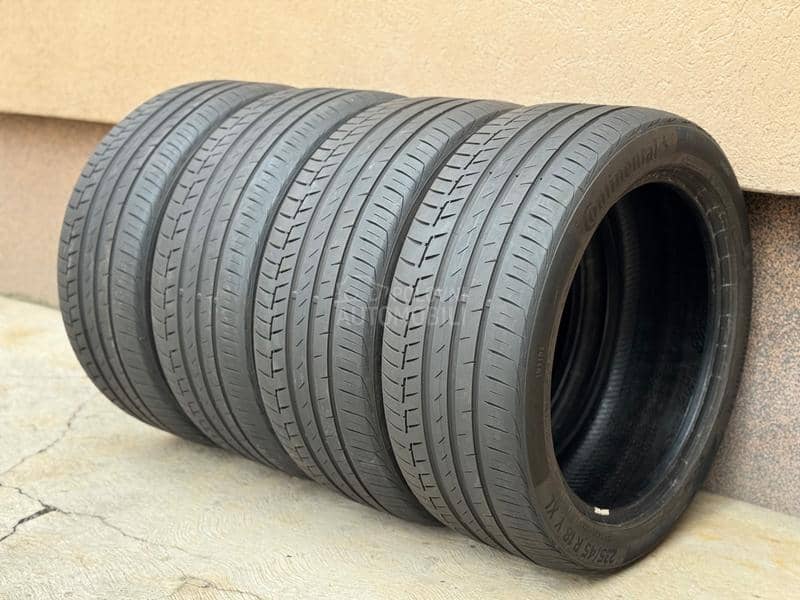 Continental 235/45 R18 Letnja