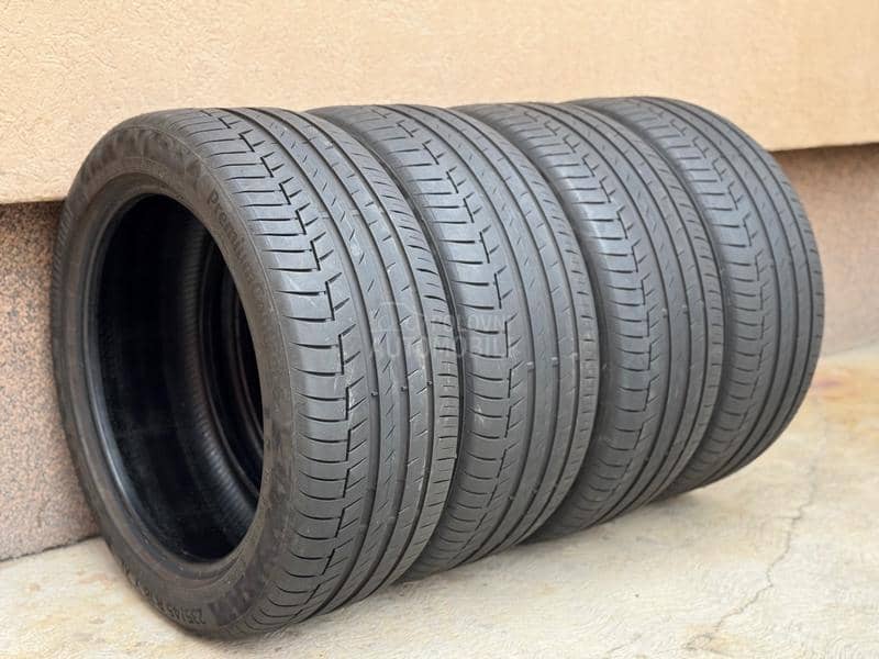Continental 235/45 R18 Letnja