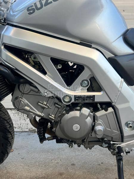 Suzuki SV A2