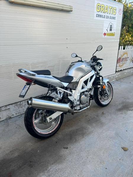 Suzuki SV A2