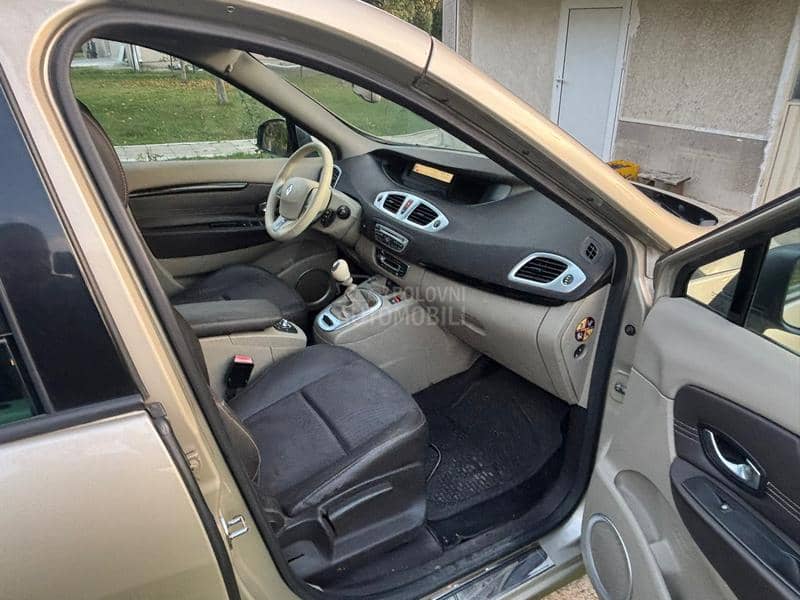 Renault Scenic 1.5 dci Xmod