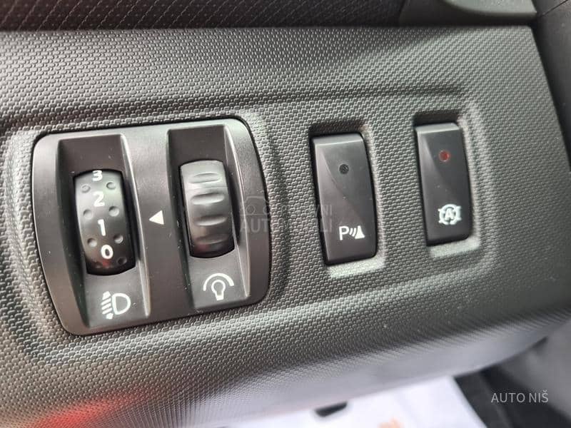 Renault Clio 1.5 DCI EDITION Renault Clio 1.5 DCI EDITION