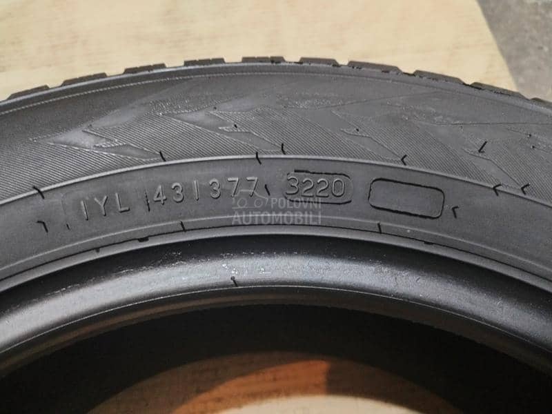 Nokian 185/60 R15 Zimska