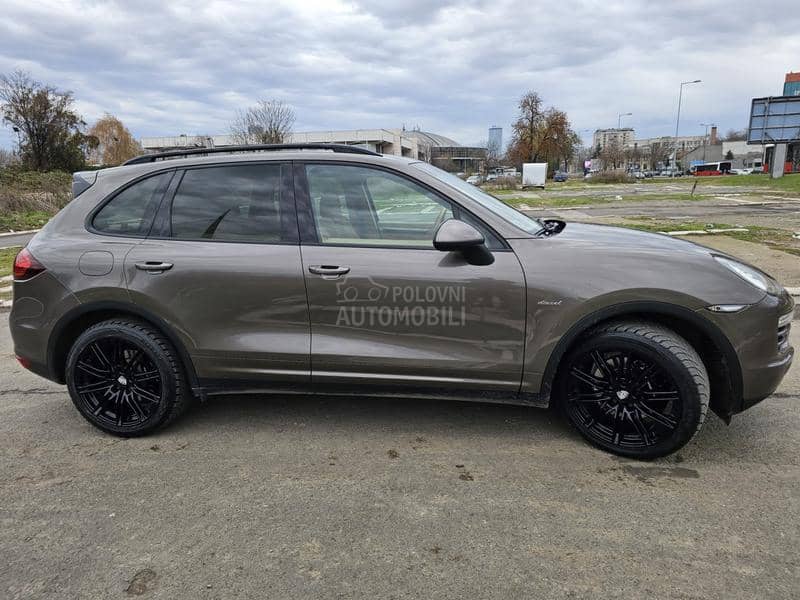 Porsche Cayenne 3.0 TD