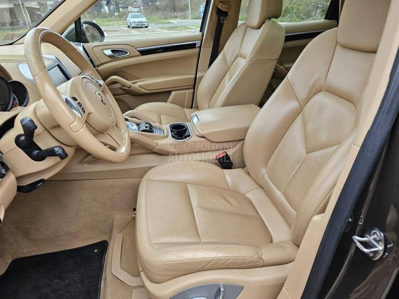 Porsche Cayenne 3.0 TD