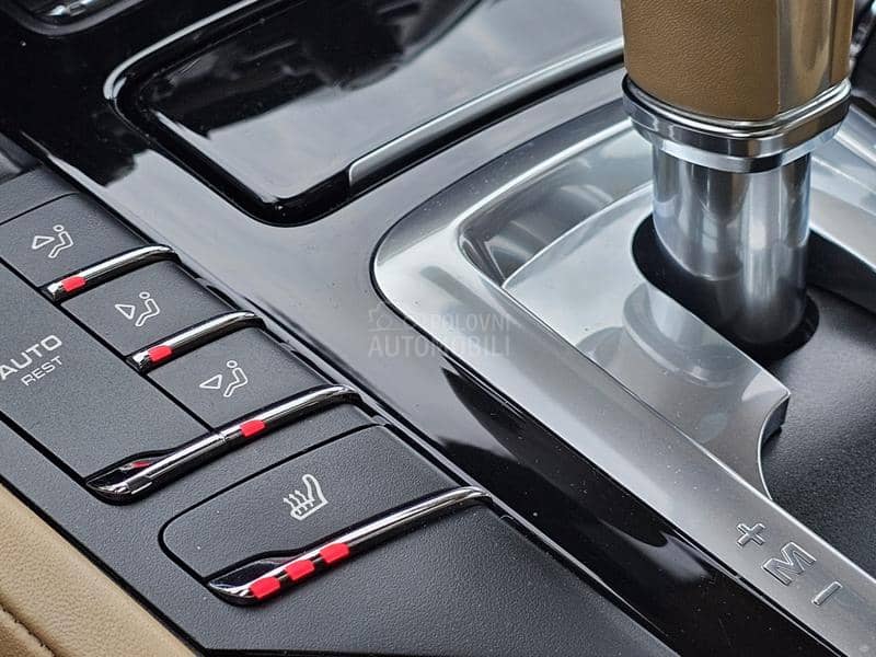 Porsche Cayenne 3.0 TD