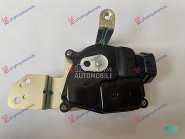 MOTOR BRAVE ZADNJIH VRATA (SA za Kia Rio od 2005. do 2011. god.