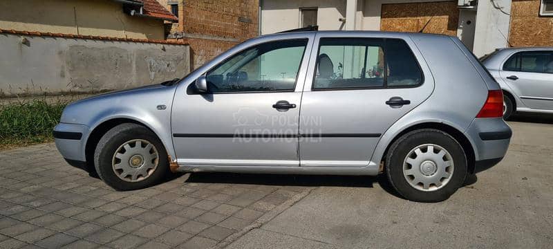 Volkswagen Golf 4 