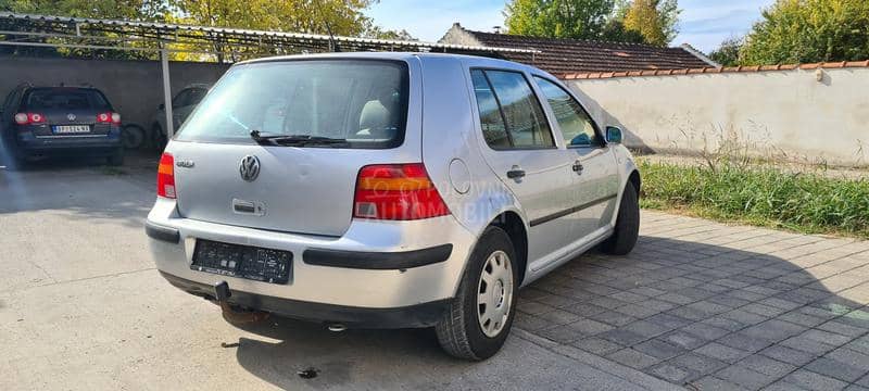 Volkswagen Golf 4 