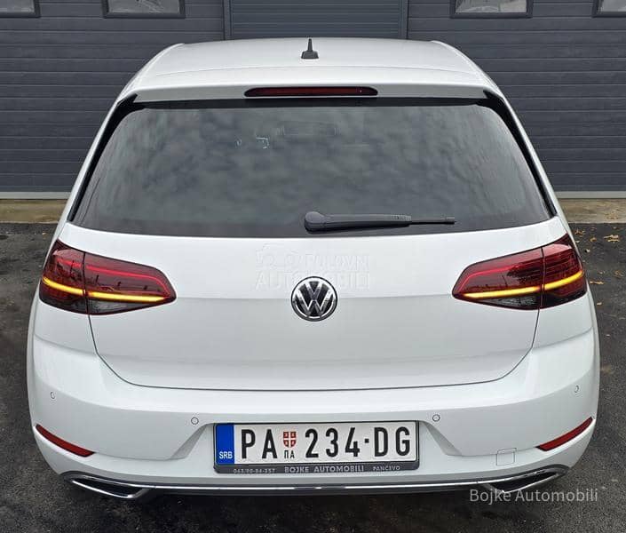 Volkswagen Golf 7 1.6TDI DSG HIGHLINE