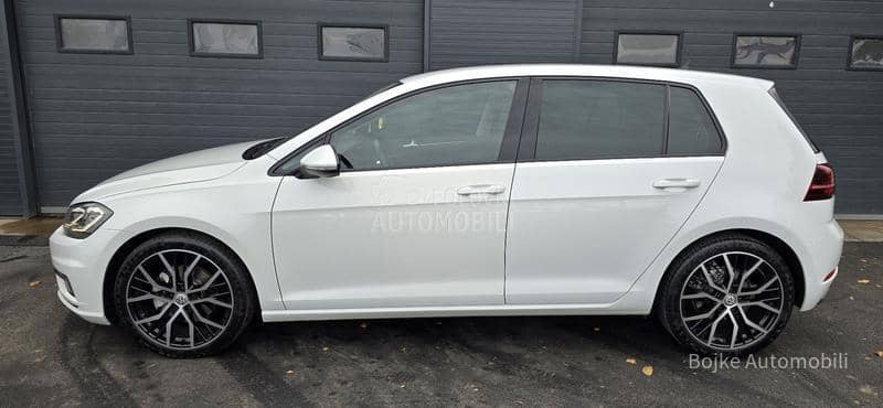 Volkswagen Golf 7 1.6TDI DSG HIGHLINE
