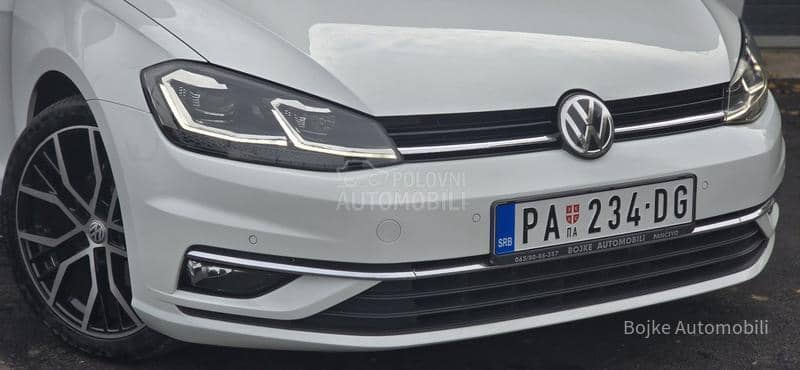 Volkswagen Golf 7 1.6TDI DSG HIGHLINE